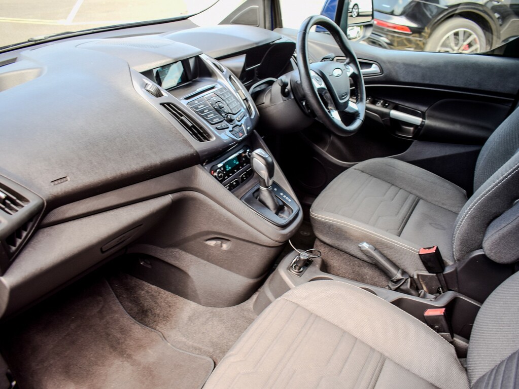 Ford Tourneo Connect Mpv 1.5 Tdci Titanium 2016 Black #12