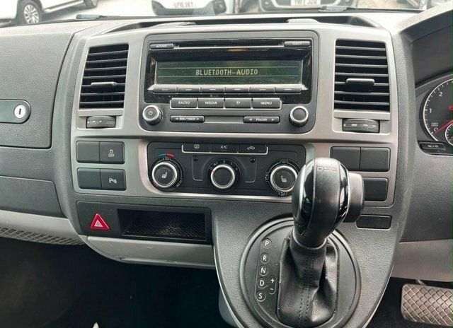 Volkswagen Transporter 2.0 Bitdi 180Ps Highline Van Grey #11