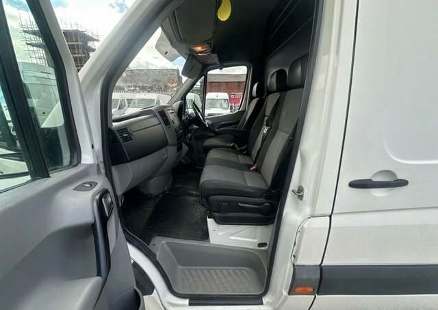 Volkswagen Crafter Crafter Cr35 Tdi White #11