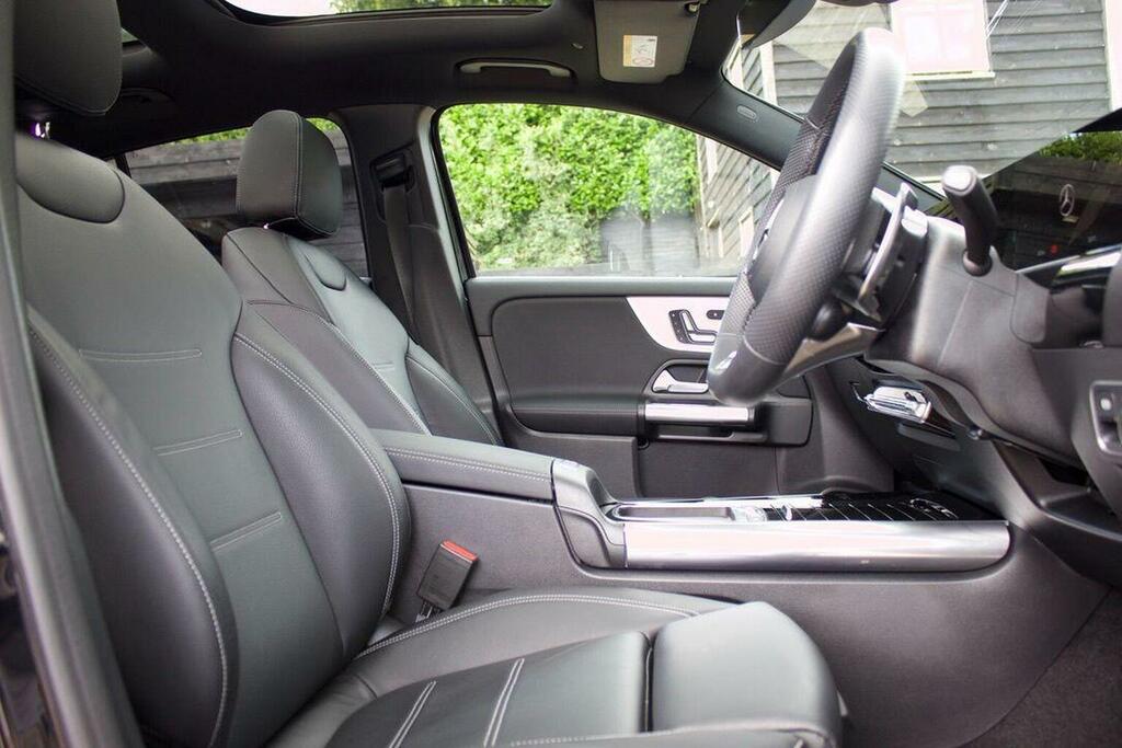 Mercedes-Benz GLA Class 2.0 Gla35 Mhev Amg Premium Plus 8G-dct 4Matic Eu Black #4