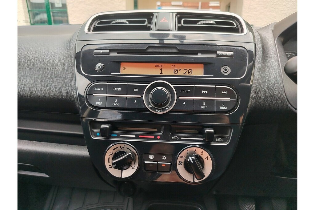 Mitsubishi Mirage Mirage 1 Black #30