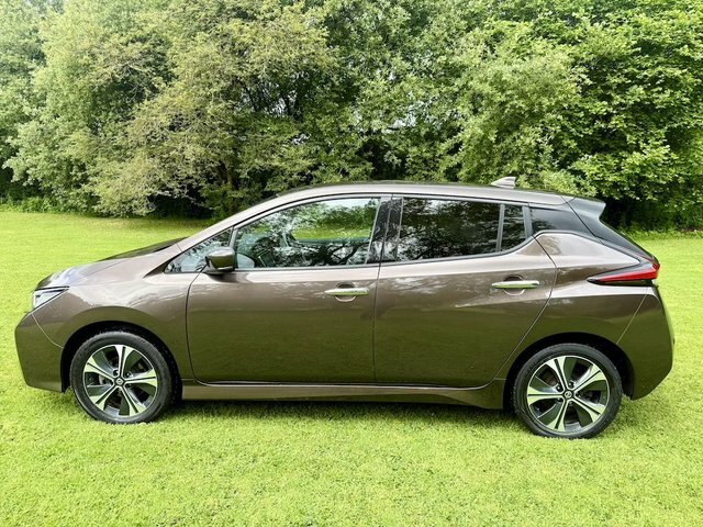 Nissan Leaf E Tekna Hatchback Brown #5