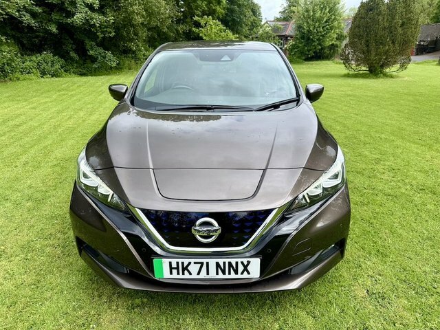 Nissan Leaf E Tekna Hatchback Brown #3