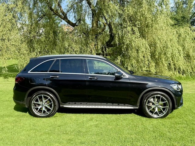 Mercedes-Benz GLC Class Glc300d Amg Line Premium Black