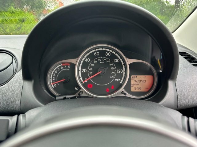 Mazda 2 Hatchback 1.3 Venture 2013 Red #15