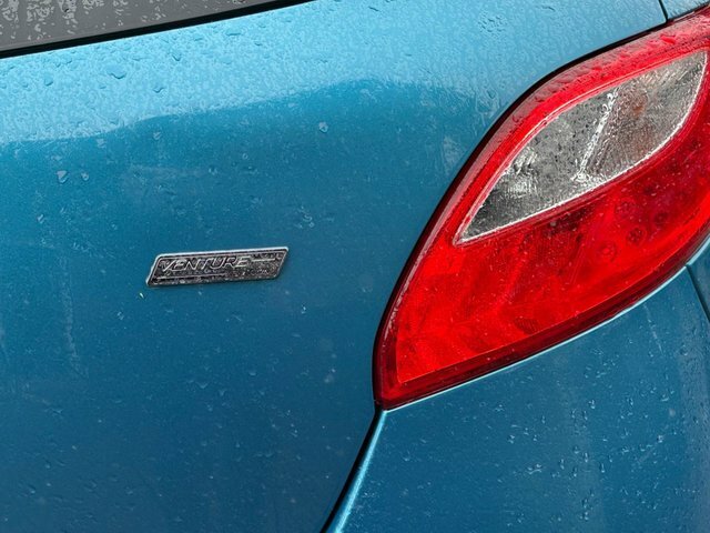 Mazda 2 Hatchback 1.3 Venture 2013 Red #11