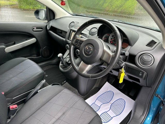 Mazda 2 1.3 Venture Hatchback Euro 5 84 Blue #2