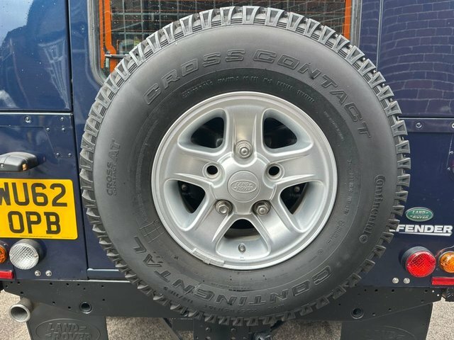 Land Rover Defender Estate #27