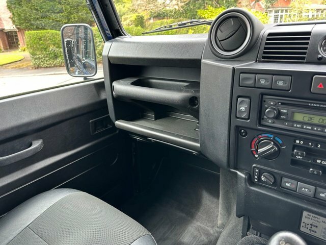 Land Rover Defender Estate #20