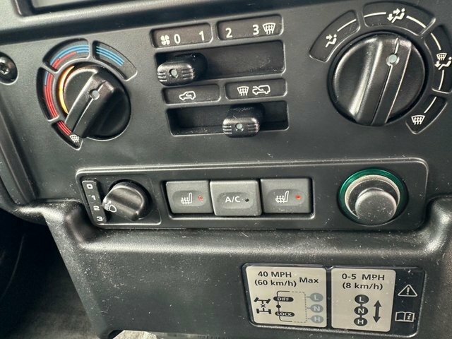 Land Rover Defender Estate #18