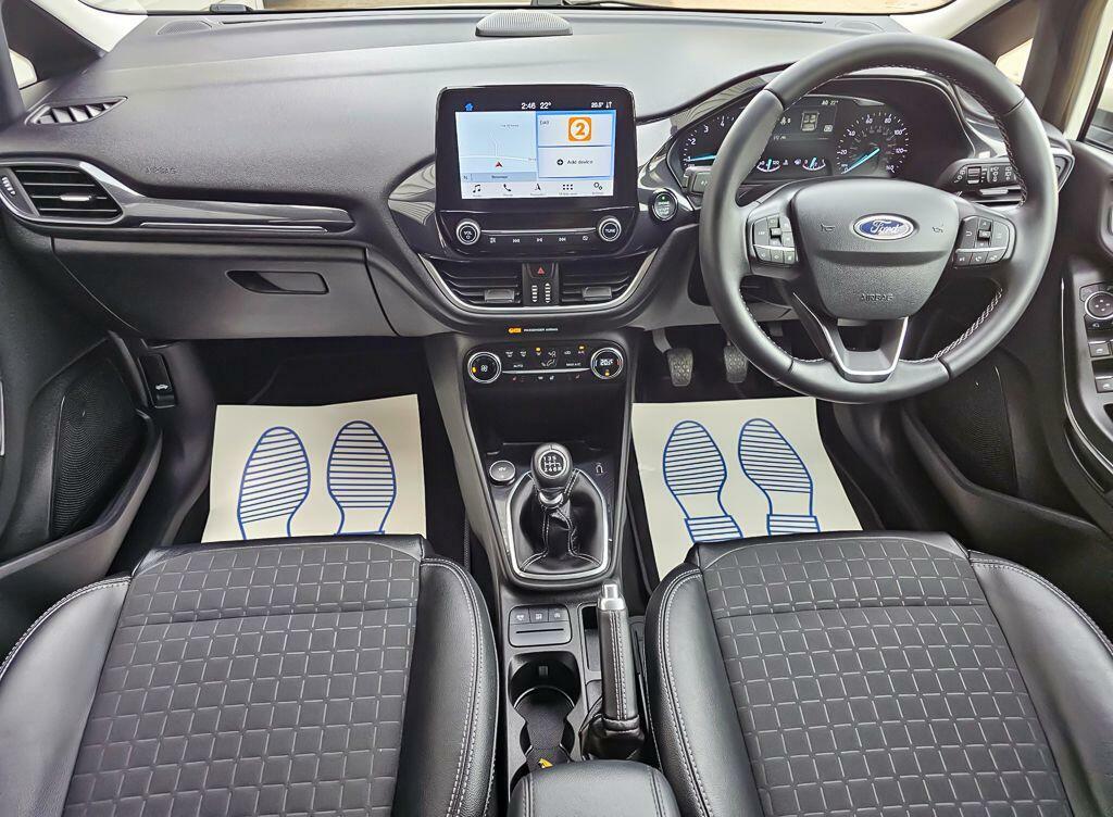 Ford Fiesta 1.0T Ecoboost Active X Euro 6 Ss LL20GZH White #2