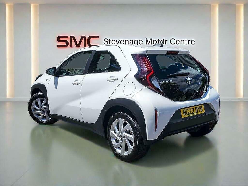 Toyota Aygo X Pure White #4