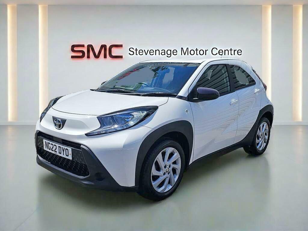 Toyota Aygo X Pure White #3