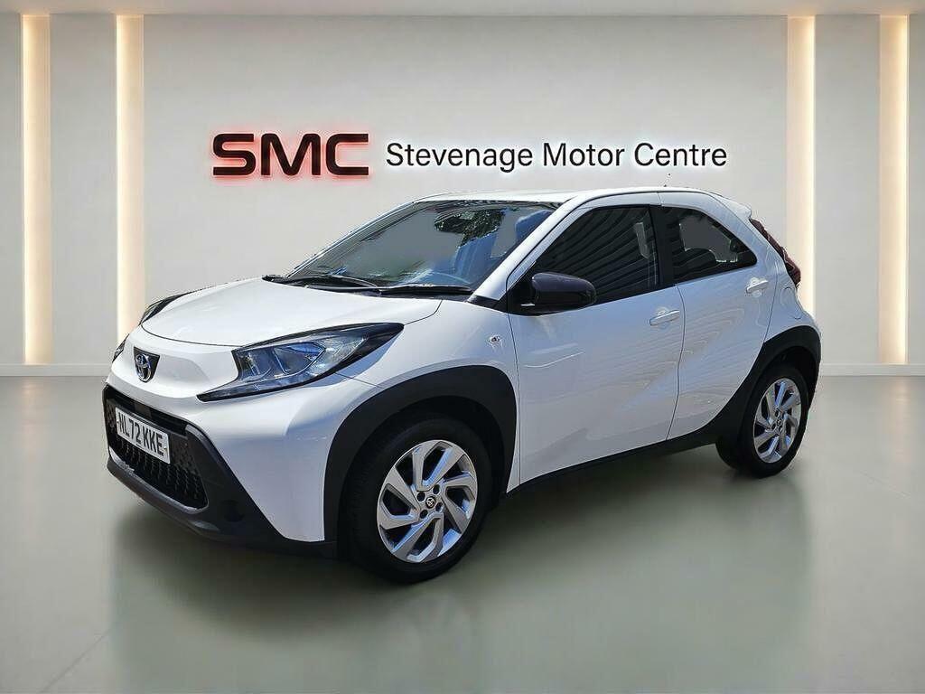 Toyota Aygo X Pure White #5