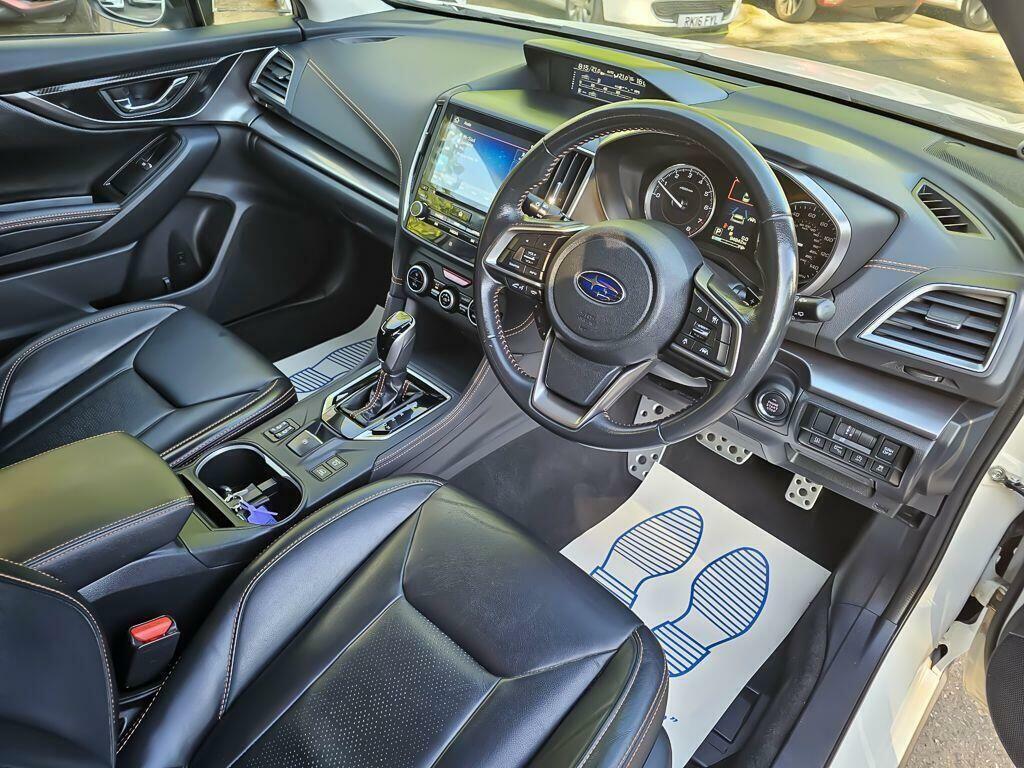 Subaru XV 2.0 E-boxer Se Premium 148 Bhp Grey #17