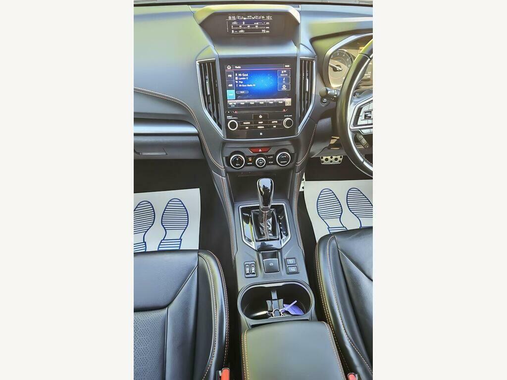 Subaru XV 2.0 E-boxer Se Premium 148 Bhp Grey #18