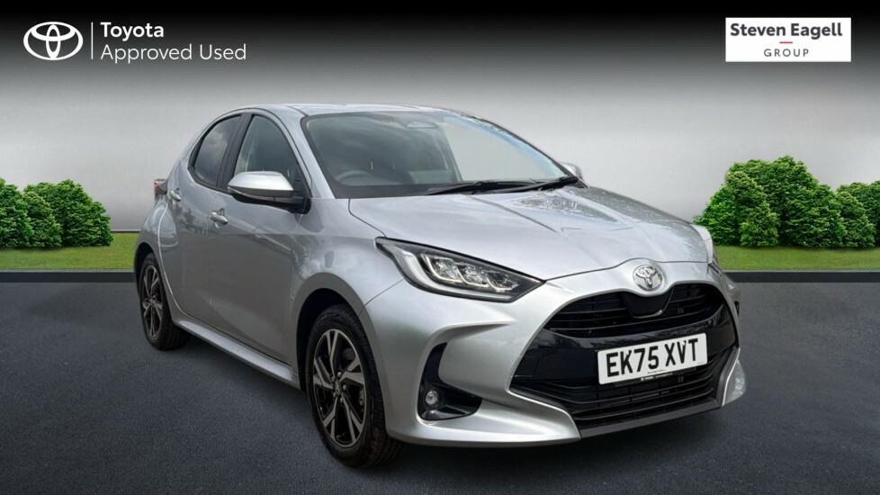 Toyota Yaris 1.5 Vvt-h Design E-cvt Euro 6 Ss Silver