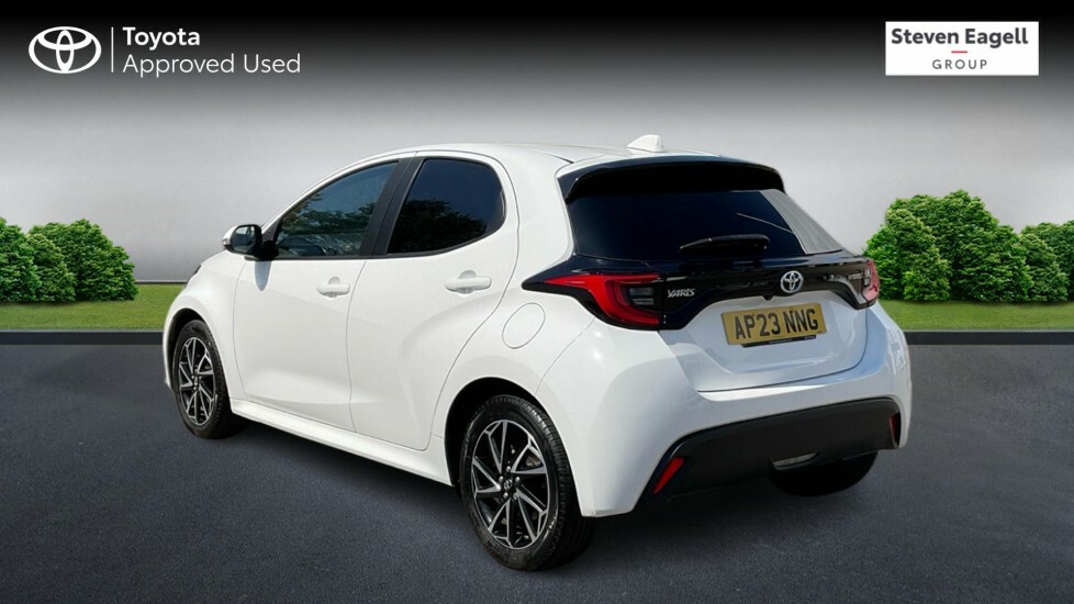 Toyota Yaris 1.5 Vvt-h Design E-cvt Euro 6 Ss AP23NNG White #4