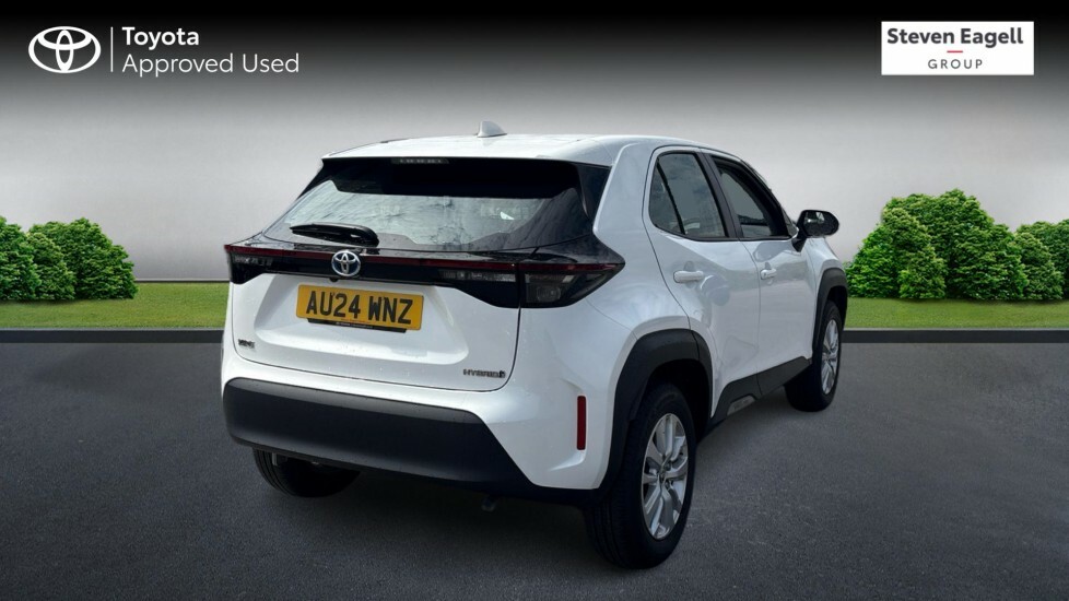 Toyota Yaris Cross 1.5 Vvt-h Icon E-cvt Euro 6 Ss AU24WNZ White #4