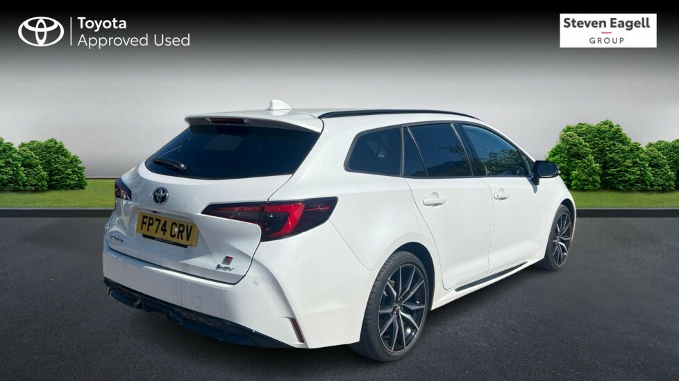 Toyota Corolla 1.8 Vvt-h Gr Sport Touring Sports Cvt Euro 6 Ss FP74CRV White #2