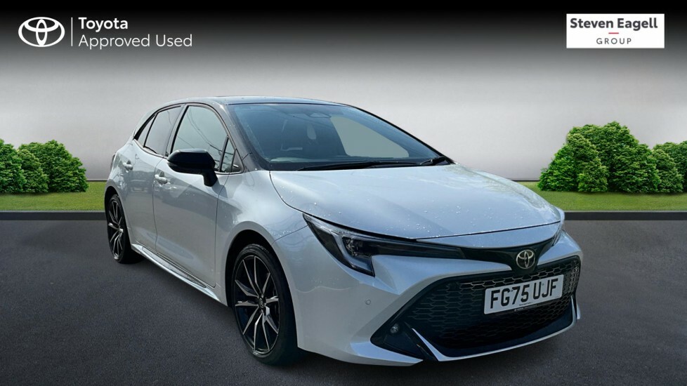 Toyota Corolla 2.0 Vvt-h Gr Sport Hatchback Hybrid Cvt White