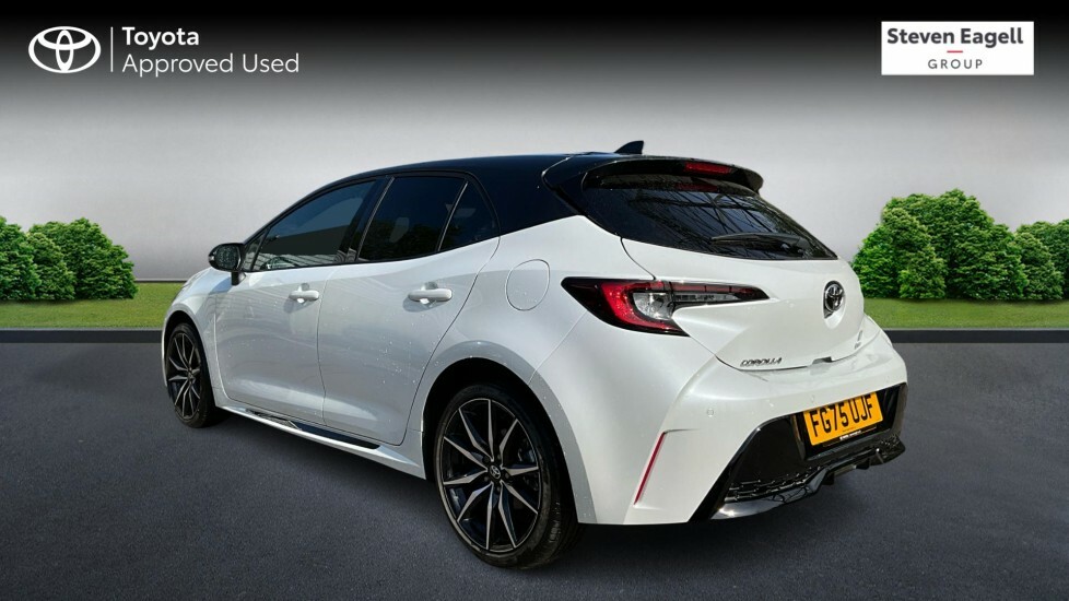 Toyota Corolla 2.0 Vvt-h Gr Sport Hatchback Hybrid Cvt FG75UJF White #4
