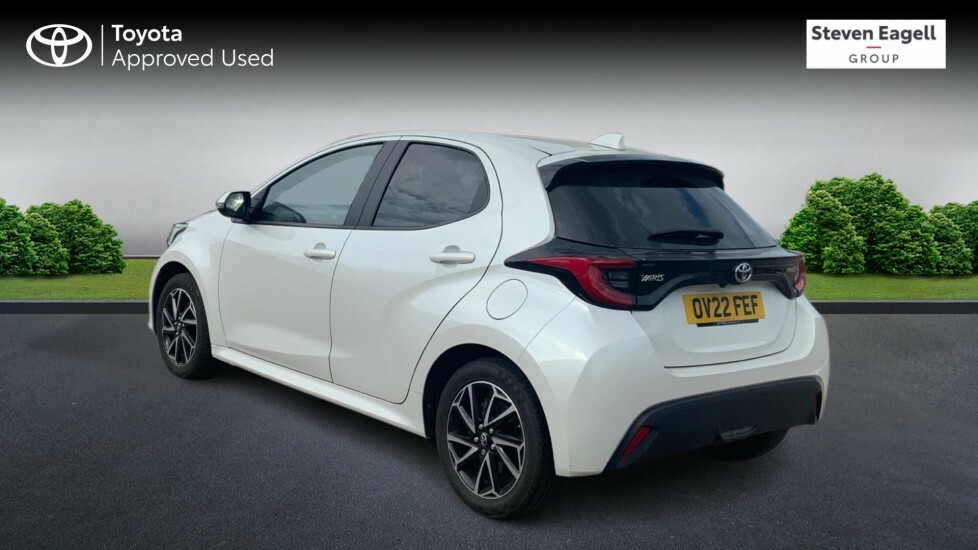 Toyota Yaris 1.5 Vvt-h Design E-cvt Euro 6 Ss OV22FEF White #4