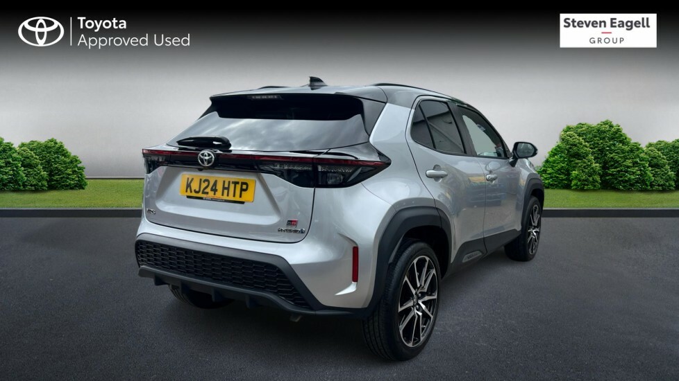 Toyota Yaris Cross 1.5 Vvt-h Gr Sport Suv Hybrid E-cvt Eur KJ24HTP Silver #2