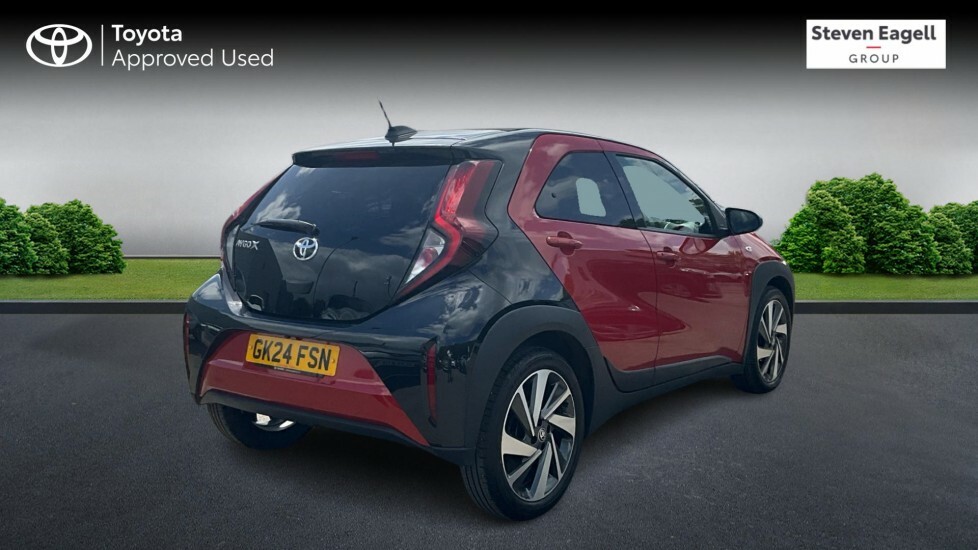 Toyota Aygo X 1.0 Vvt-i Edge Hatchback X-shift Euro 6 GK24FSN Red #2
