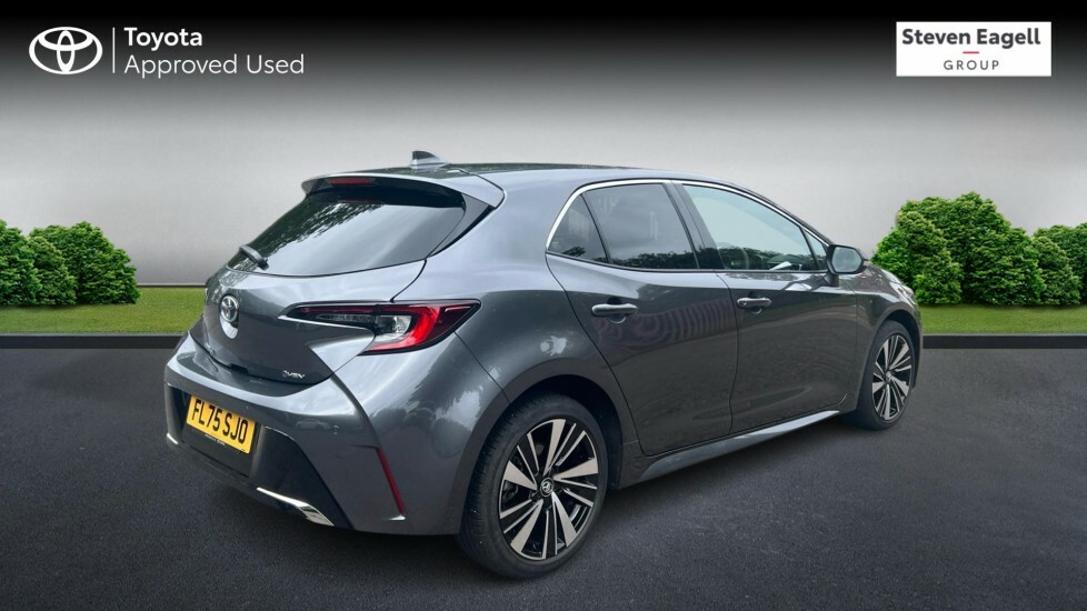 Toyota Corolla 1.8 Vvt-h Design Cvt Euro 6 Ss FL75SJO Grey #2