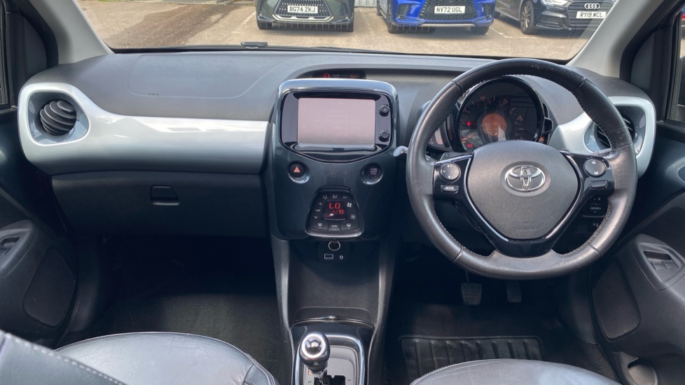 Toyota Aygo 1.0 Vvt-i X-clusiv 2 X-wave X-shift Euro 6 YA66OET Grey #6