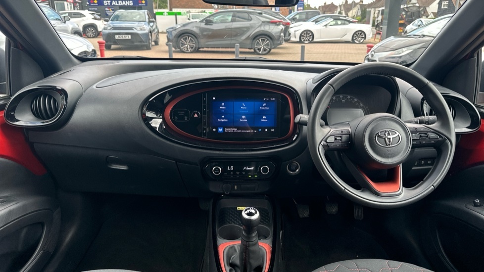 Toyota Aygo X 1.0 Vvt-i Exclusive Euro 6 Ss LM23AOJ Red #6