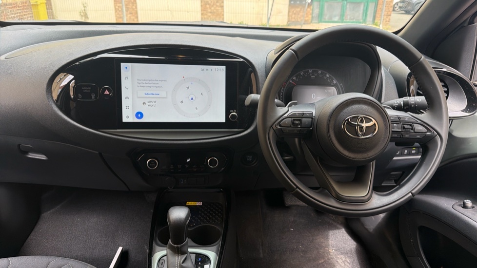 Toyota Aygo X 1.0 Vvt-i Exclusive X-shift Euro 6 Ss Green #6