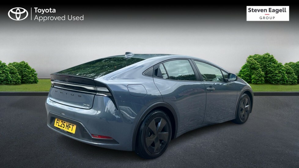 Toyota Prius 2.0 13.6Kwh Design Cvt Euro 6 Ss FL25HFT Grey #2