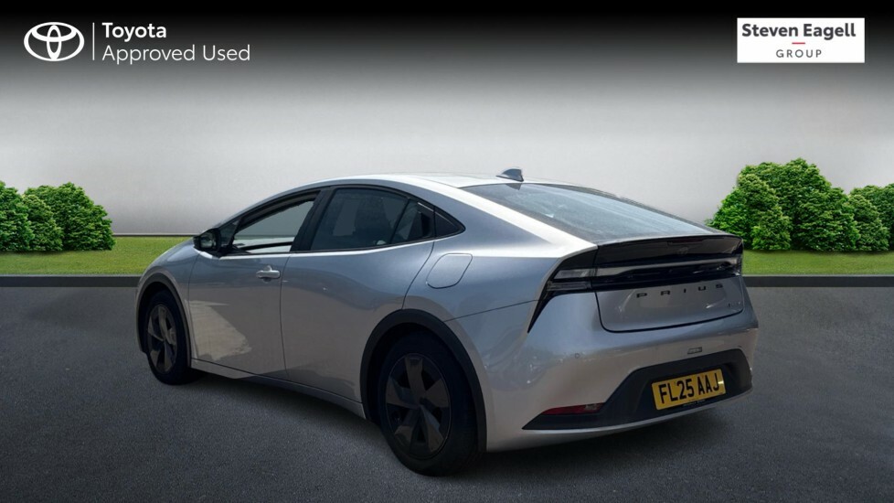 Toyota Prius 2.0 13.6Kwh Design Cvt Euro 6 Ss FL25AAJ Silver #4