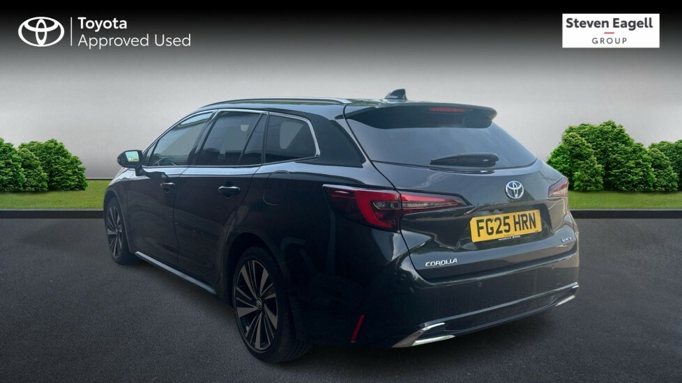 Toyota Corolla 1.8 Vvt-h Design Touring Sports Hybrid FG25HRN Black #4