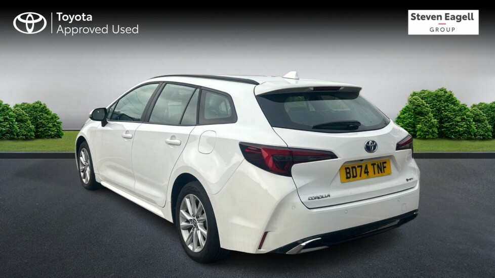 Toyota Corolla 1.8 Vvt-h Icon Touring Sports Hybrid Cv BD74TNF White #4