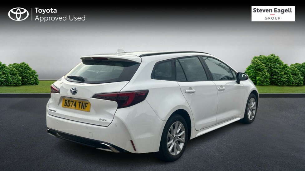 Toyota Corolla 1.8 Vvt-h Icon Touring Sports Hybrid Cv BD74TNF White #2