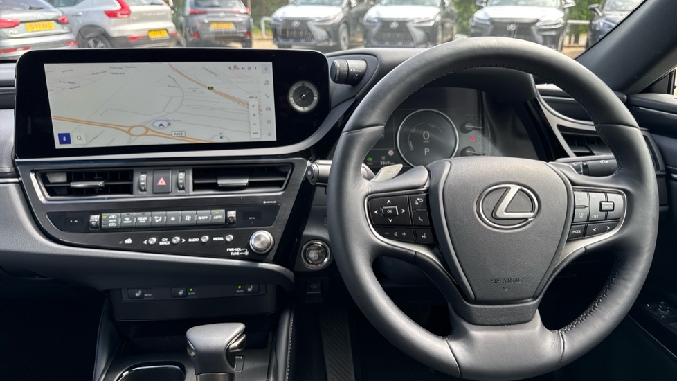 Lexus ES 300H 2.5 Takumi Cvt Blue #8
