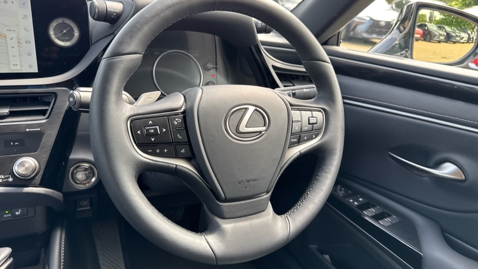 Lexus ES 300H 2.5 Takumi Cvt Blue #31