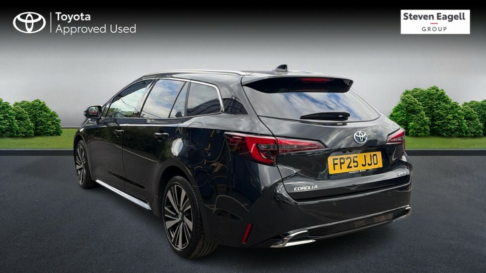 Toyota Corolla 1.8 Vvt-h Design Touring Sports Cvt Euro 6 Ss 5 FP25JJO Black #4