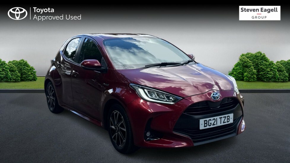 Toyota Yaris 1.5 Vvt-h Design E-cvt Euro 6 Ss Red