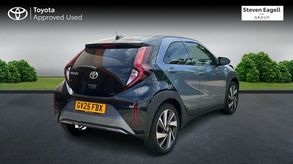 Toyota Aygo X 1.0 Vvt-i Exclusive X-shift Euro 6 Ss GV25FBX Grey #2