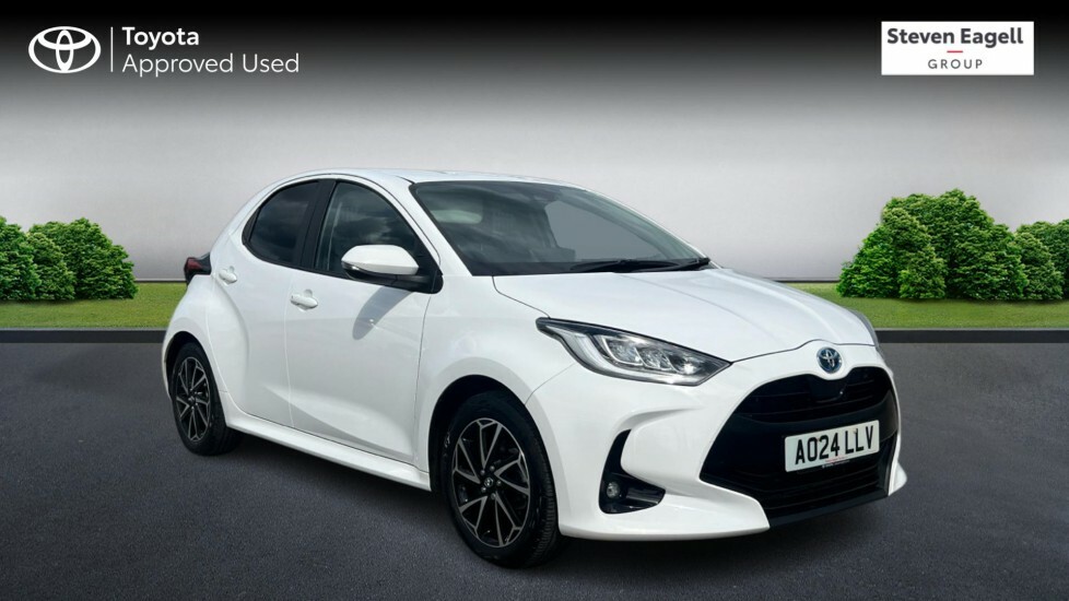 Toyota Yaris 1.5 Vvt-h Design E-cvt Euro 6 Ss White