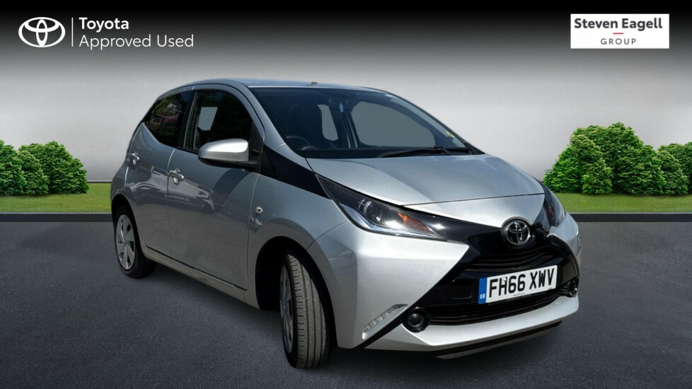 Toyota Aygo 1.0 Vvt-i X-play Euro 6 Silver