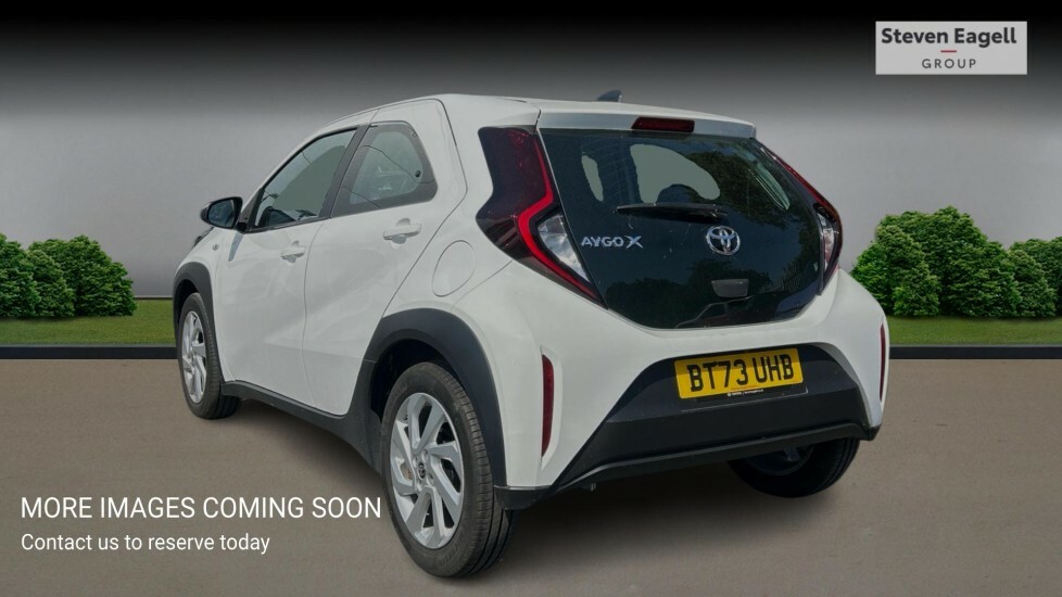 Toyota Aygo X 1.0 Vvt-i Pure X-shift Euro 6 Ss BT73UHB White #2