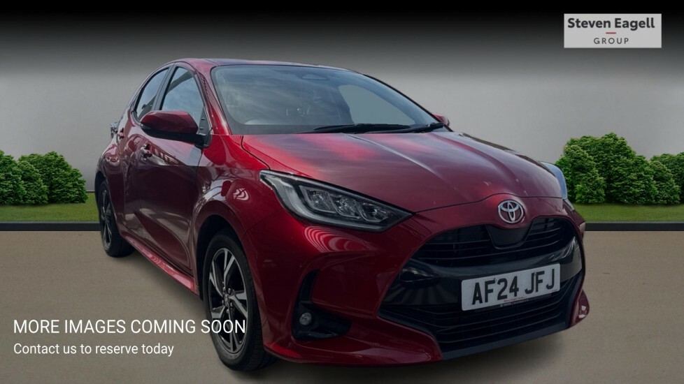 Toyota Yaris 1.5 Vvt-h Design Hatchback Hybrid E-cvt Red