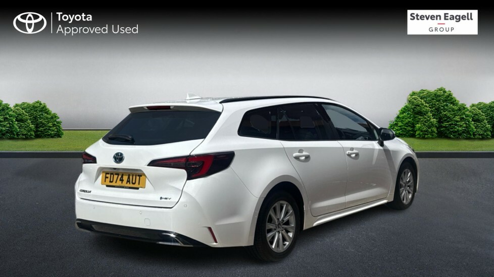 Toyota Corolla 1.8 Vvt-h Icon Touring Sports Cvt Euro 6 Ss FD74AUT White #2