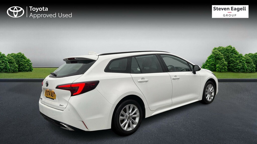 Toyota Corolla 1.8 Vvt-h Icon Touring Sports Cvt Euro 6 Ss White