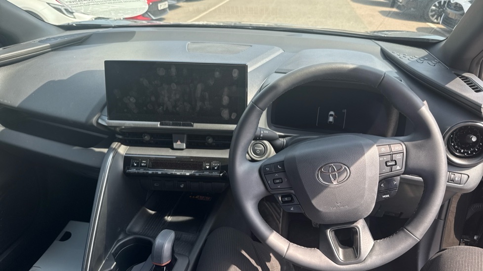Toyota C-Hr 2.0 Vvt 13.6Kwh Design Cvt Euro 6 Ss KM75TZP Black #6